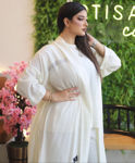 Picture of White abaya